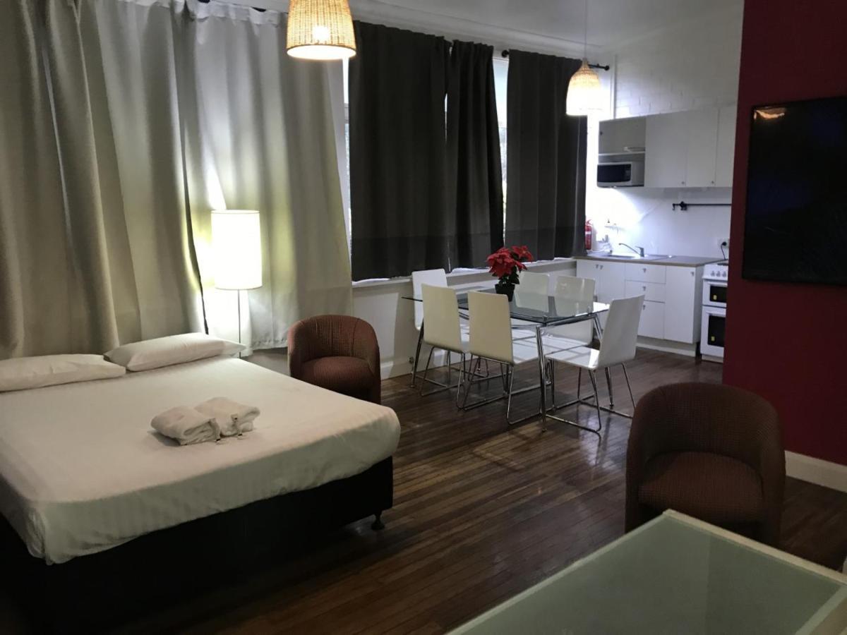 Belmont Palms Motel Lake Macquarie Bagian luar foto